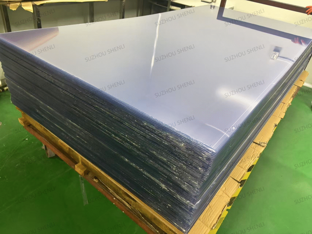 Scratch-resistant and wear-resistant hardened polycarbonate board